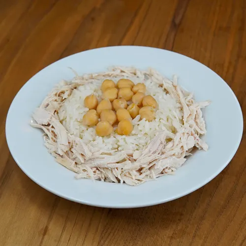 Pilav + Tavuk + Nohut fotoğrafı